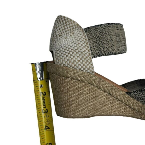 Andre Assous Beige & Black Espadrille Wedge Sandals Size 7 Made in Spain - Picture 12 of 12